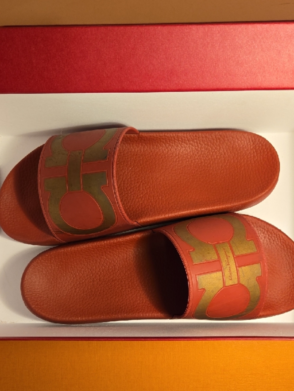 SALVATORE FERRAGAMO Men's 11M Red & Gold GROOVE Slides FLIP-FLOPS #423 - Picture 16 of 16